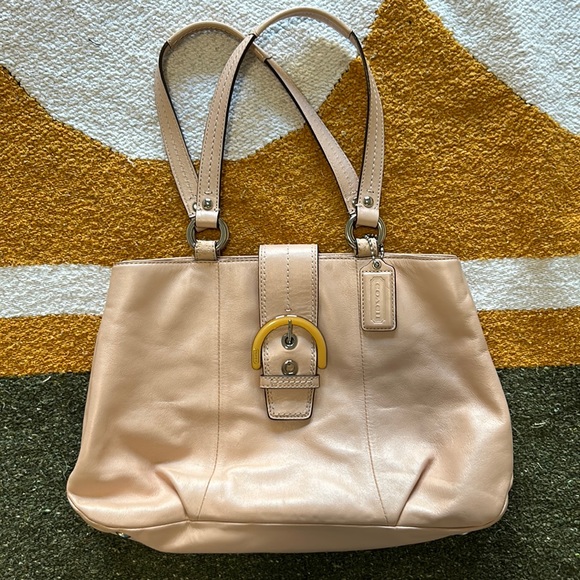 Coach Hand Bag - Picture 1 of 7